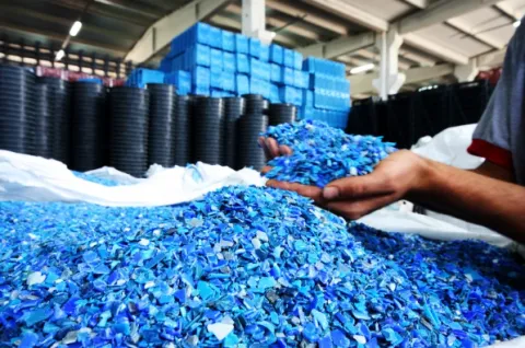 plastic pieces